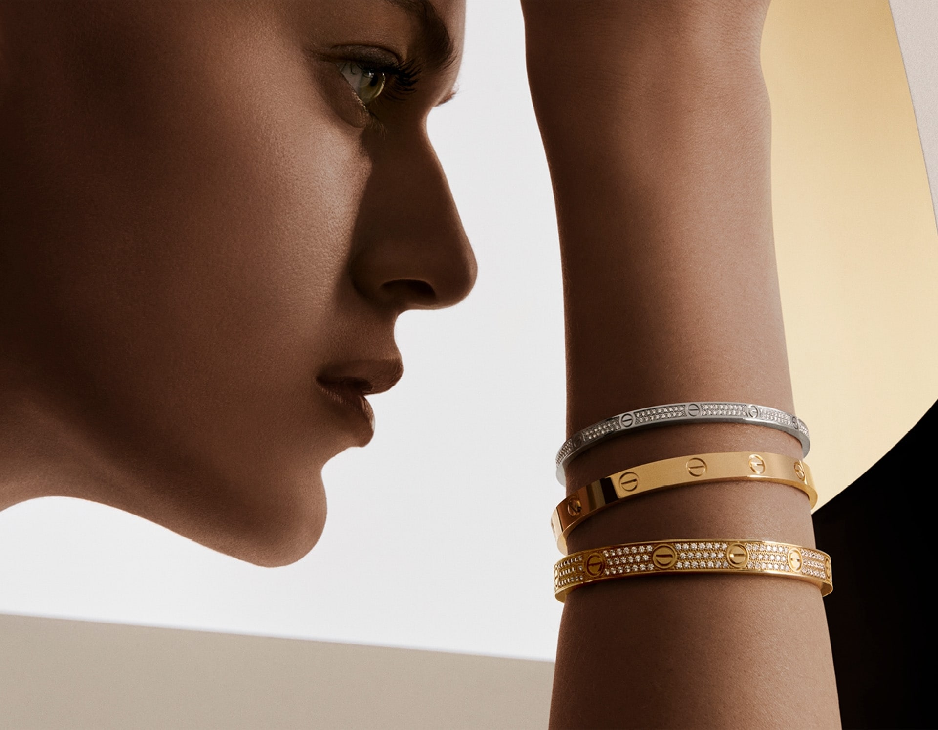 Cartier and Tiffany are getting into AR to sell luxury to Gen Z | MIT  Technology Review