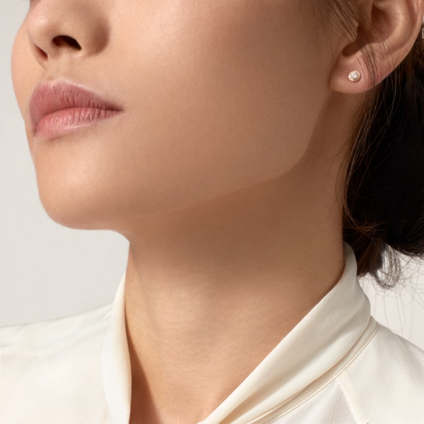 Cartier d'Amour earrings, medium model Yellow gold, diamonds