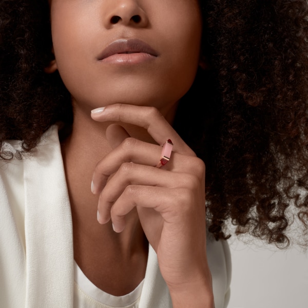 Les Berlingots de Cartier ring Rose gold, pink chalcedony, garnet