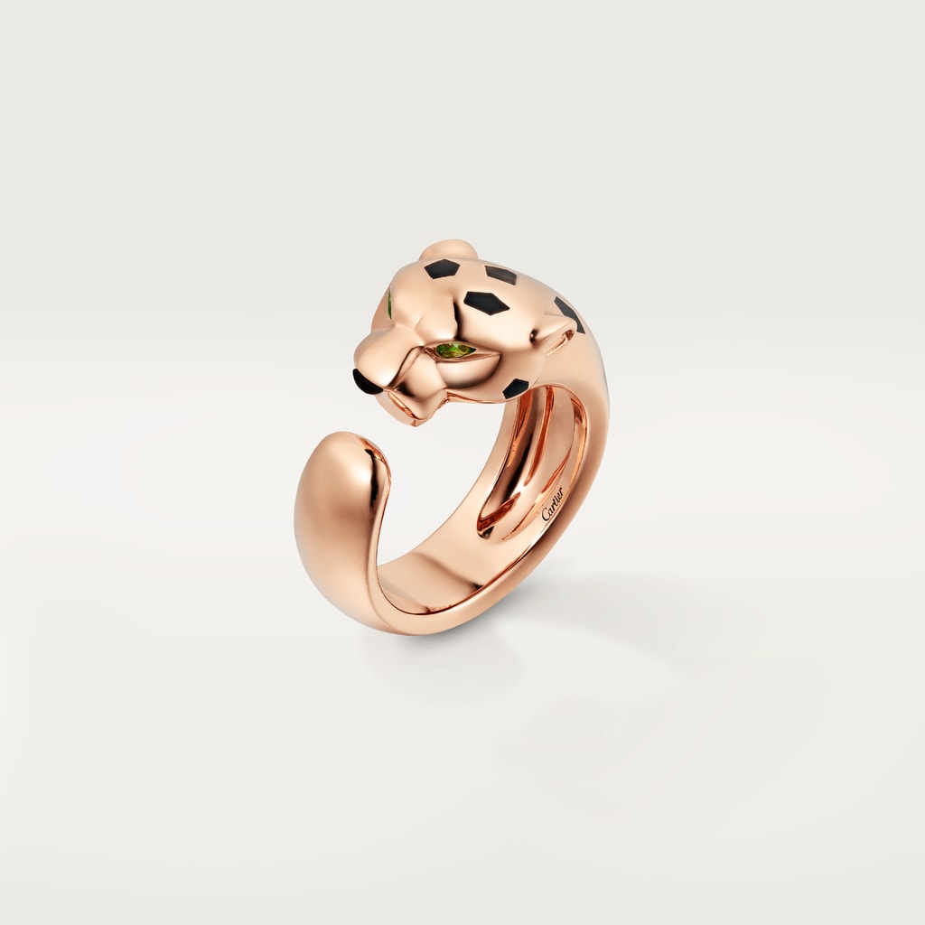 Panthère de Cartier ring, medium modelRose gold, tsavorite garnets, onyx
