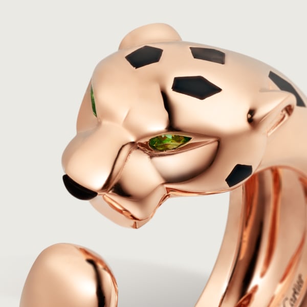 Panthère de Cartier ring, medium model Rose gold, tsavorite garnets, onyx
