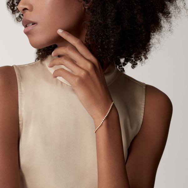 Essential Lines bracelet, brilliant-cut diamonds Rose gold, diamonds