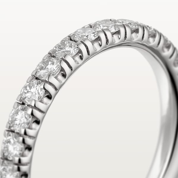 Etincelle de Cartier wedding ring, width 2.6 mm, semi-paved  Platinum, diamonds
