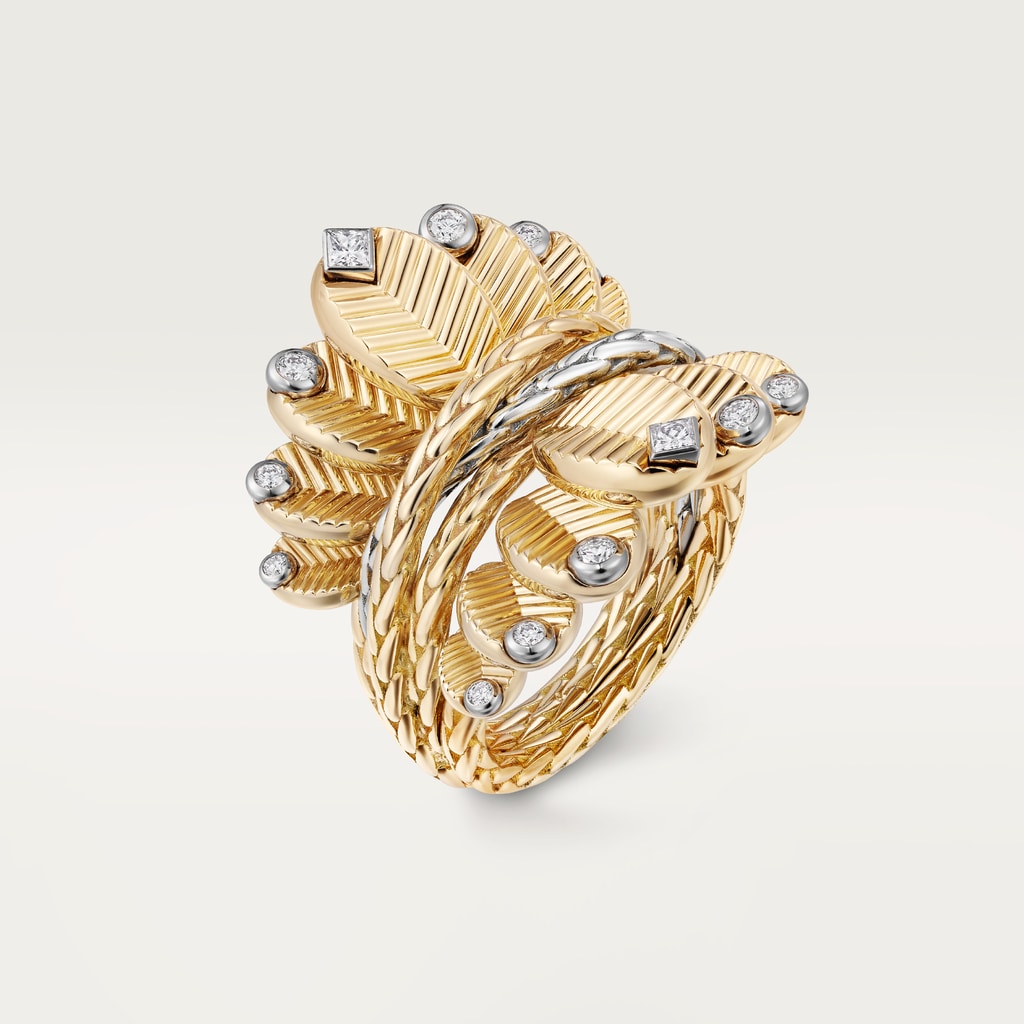 Grain de Café ring, diamondsYellow gold, white gold, diamonds