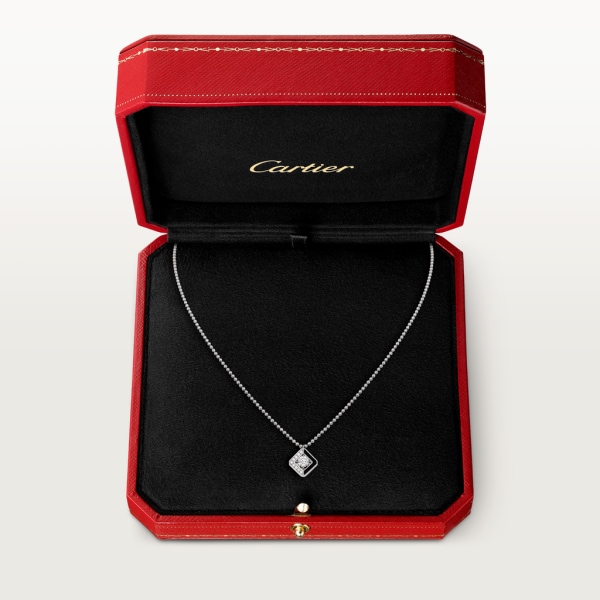 Galanterie de Cartier necklace White gold, black lacquer, diamonds