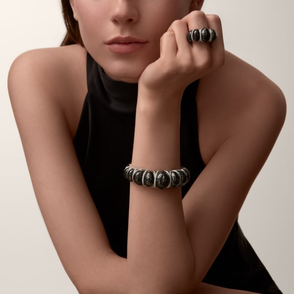 Cartier Libre Tressage ring, metaquartzite, diamonds Platinum 950/1000, metaquartzites