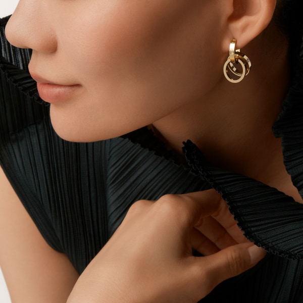 Love earrings Yellow gold